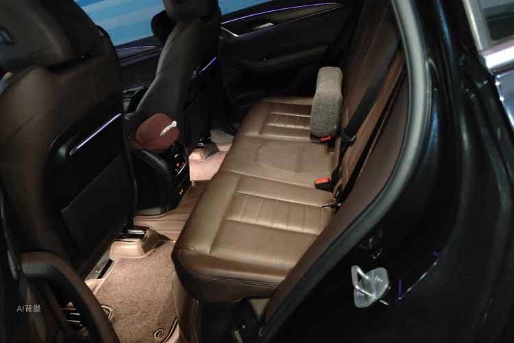 BMW X3 2020 car image #19