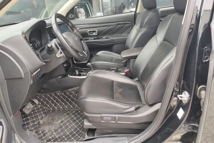 劳斯莱斯 欧蓝德 2020 #19 劳斯莱斯 欧蓝德 2020 汽车图片 #19