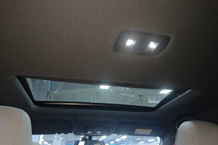 BYD Qin Plus 2022 #19 BYD Qin Plus 2022 car image #19