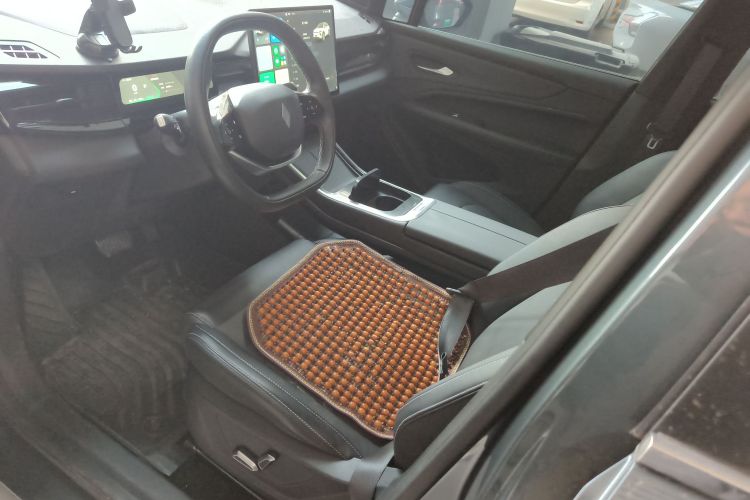 Livan 7 2024 #19 Livan 7 2024 immagine di auto #19