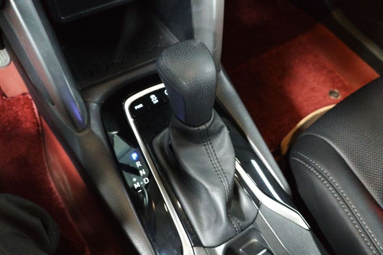 Toyota Frontlander 2023 car image #19