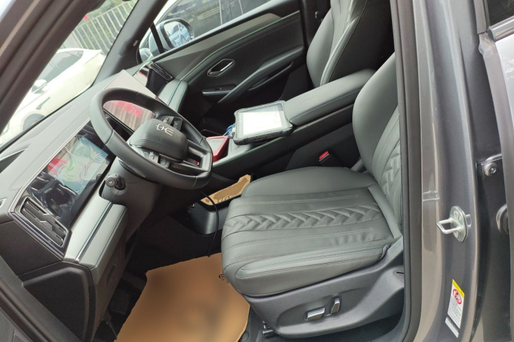 BYD SongL DM-i 2025 car image #19