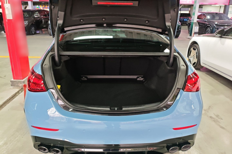 Mercedes-Benz C AMG 2024 #19 Mercedes-Benz C AMG 2024 صورة سيارة #19