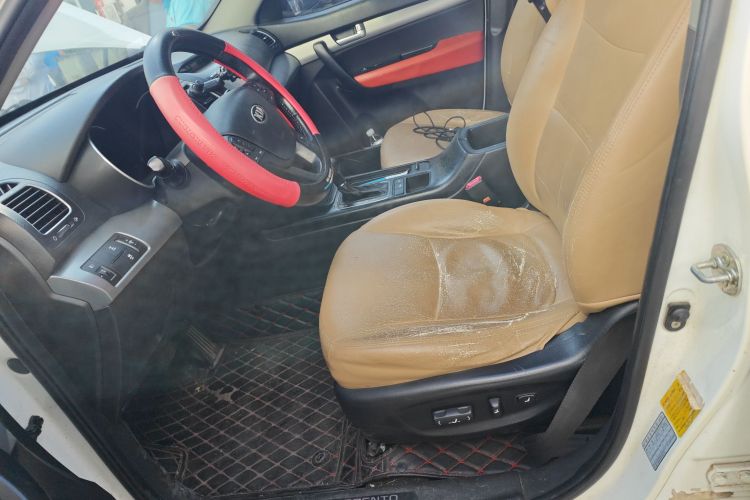 Kia Sorento 2013 изображение автомобиля #19