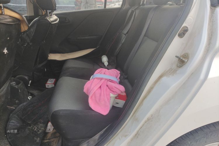 Honda Gienia 2017 car image #19