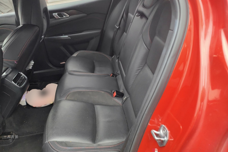Lynk & Co 03 2019 car image #19