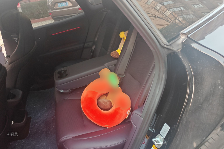 阿维塔 阿维塔06 2025 汽车图片 #19