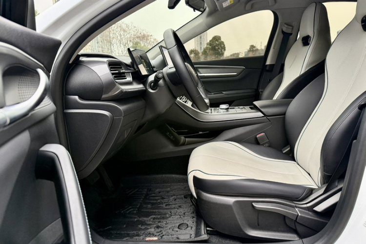 BYD Destroyer 05 2024 car image #19