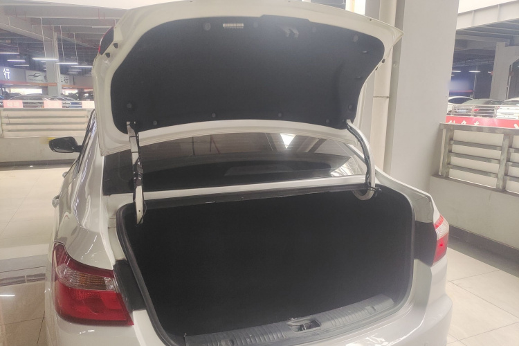 Changan Alsvin V7 2015 #19 Changan Alsvin V7 2015 car image #19