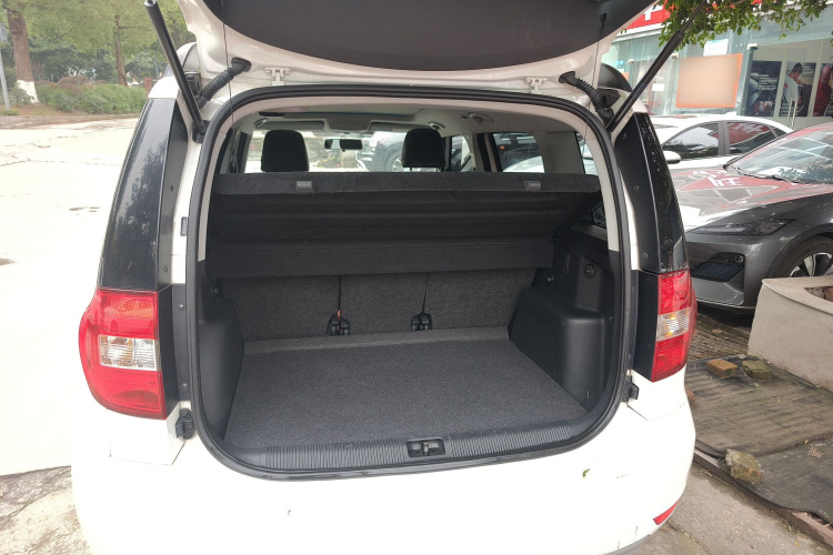 Skoda Yeti 2017 car image #19