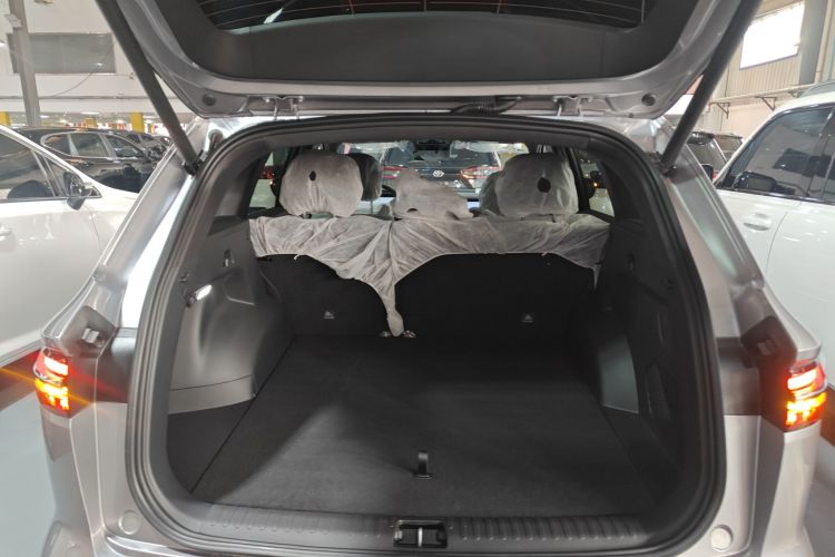 GEELY 2025 immagine di auto #19