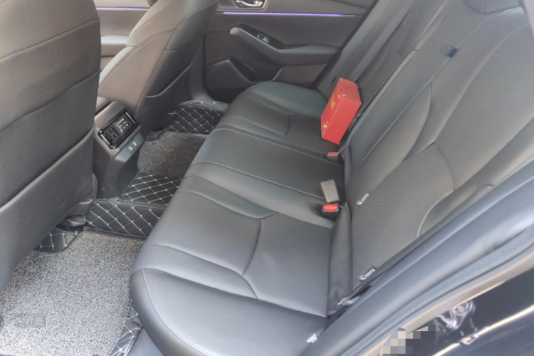 Honda Accord 2025 car image #19