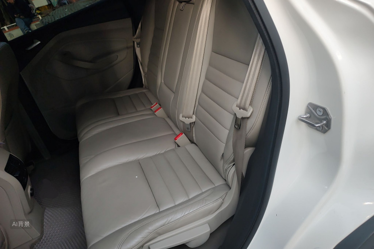 Ford Kuga 2013 #19 Ford Kuga 2013 car image #19