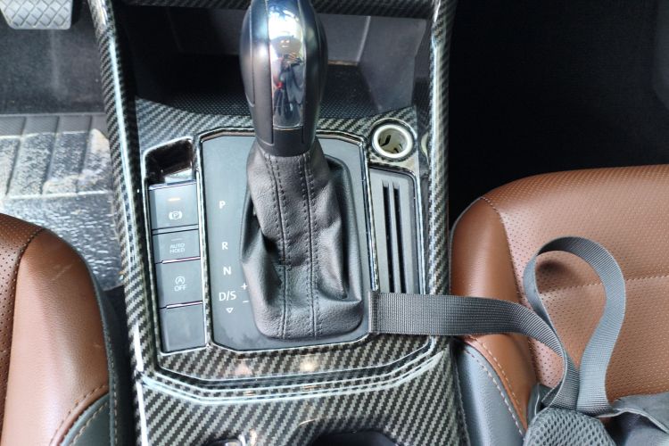 Volkswagen Lavida 2019 car image #19