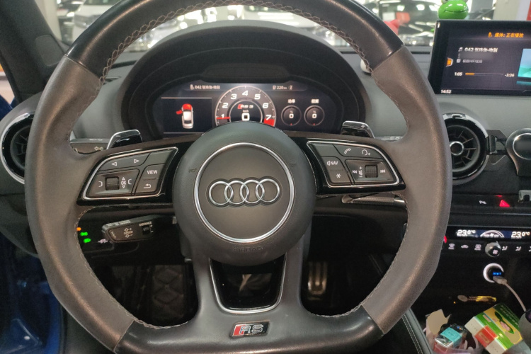 Audi RS 3 2019 car image #19