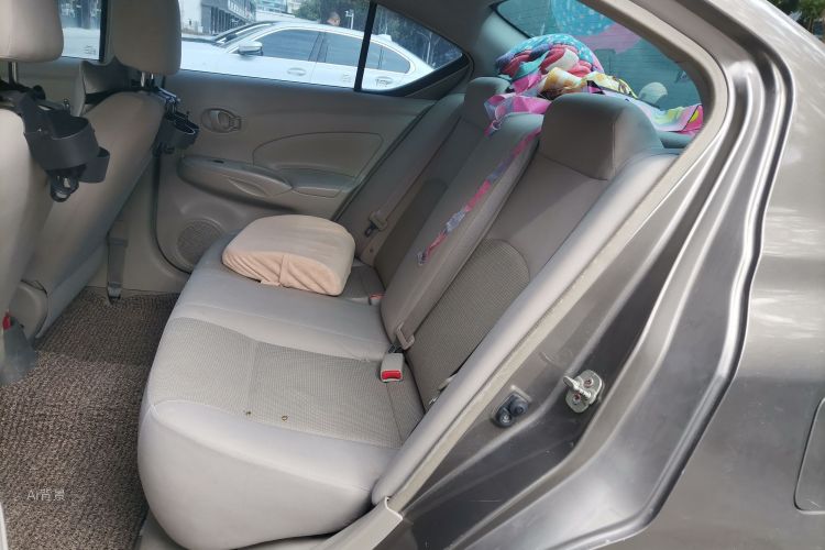 Nissan Sunny 2016 car image #19