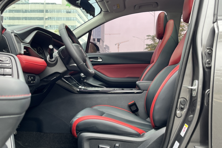 GAC Trumpchi GS4 2021 #19 GAC Trumpchi GS4 2021 car image #19