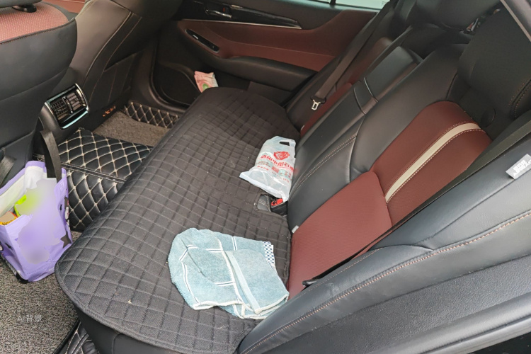 丰田 皇冠 2017 汽车图片 #19