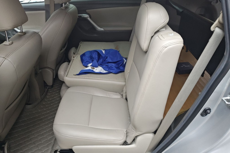 Toyota Verso 2016 car image #19