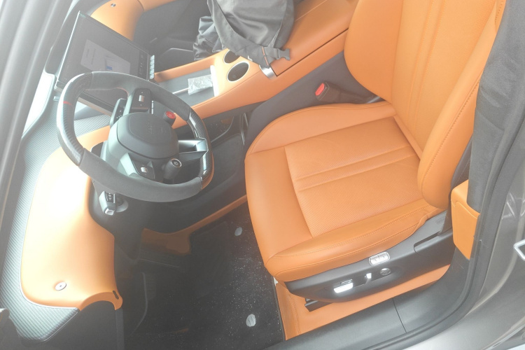 小米汽车 小米YU7 2025 汽车图片 #19