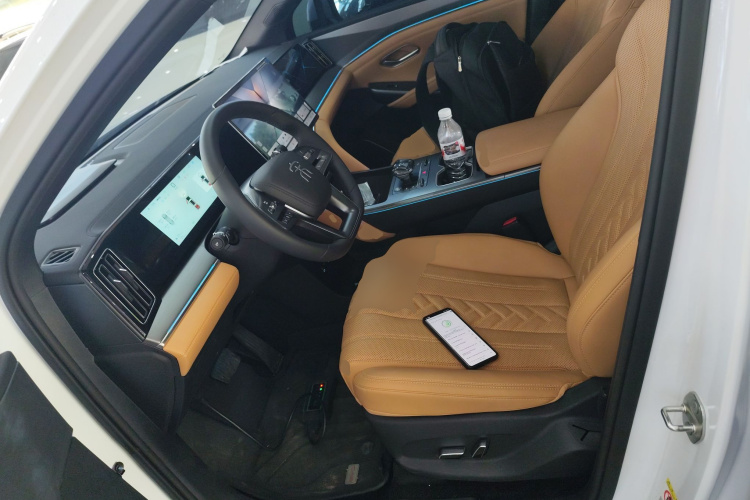 BYD SongL DM-i 2025 car image #19