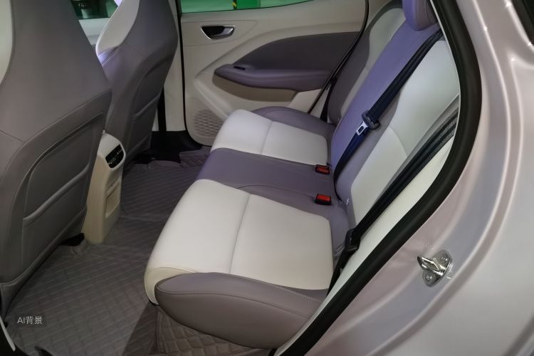 MG 4 EV 2025 immagine di auto #19