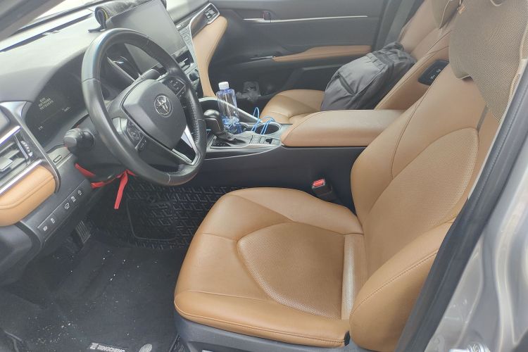 Toyota Camry 2021 car image #19