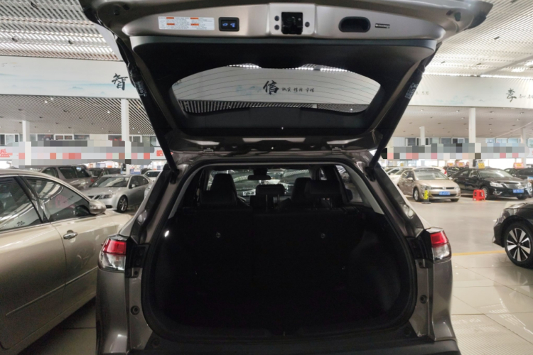 Toyota Frontlander 2022 #19 Toyota Frontlander 2022 immagine di auto #19