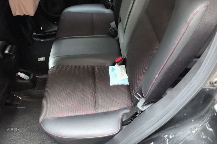 Honda XR-V 2015 #19 Honda XR-V 2015 car image #19