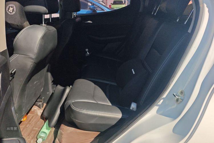 BYD Yuan New Energy 2020 car image #19