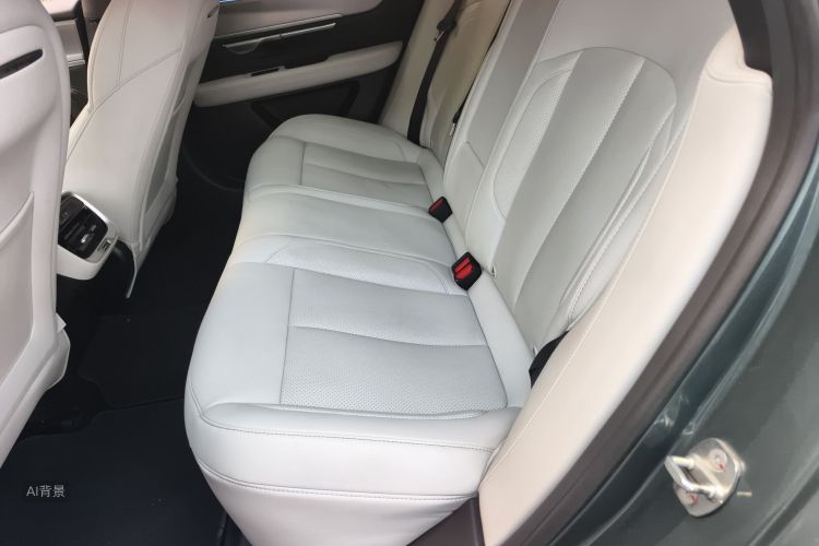 小鹏 小鹏P7 2023 汽车图片 #19