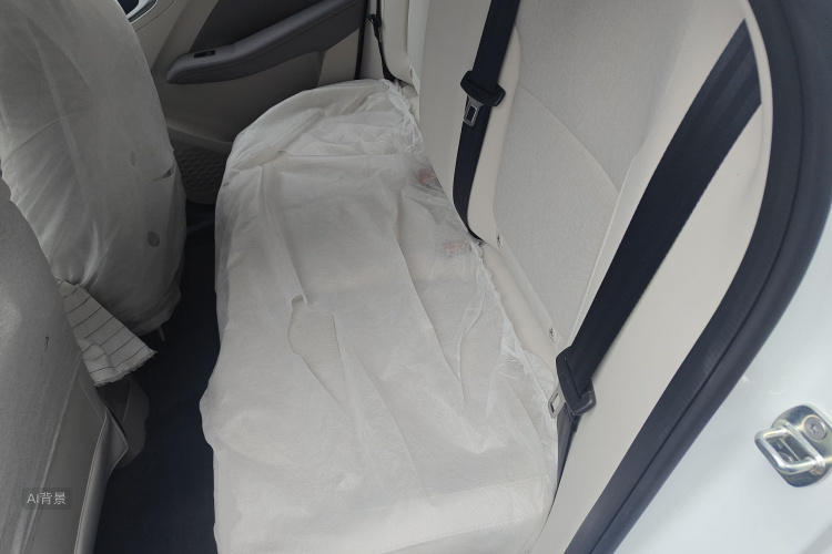 MG 4 EV 2025 car image #19