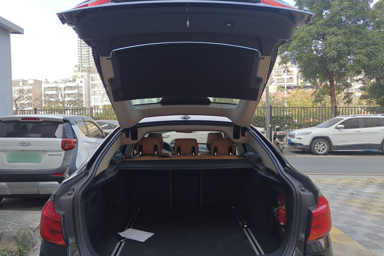 BMW 3 Series GT 2019 car image #19