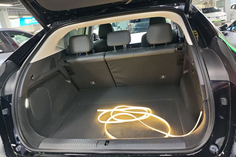 Xpeng G6 2025 صورة سيارة #19