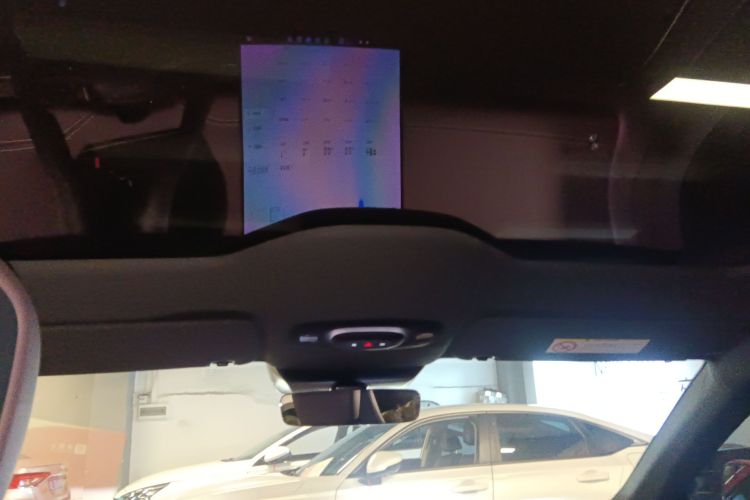 MI SU7 2025 car image #19