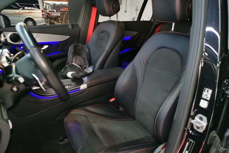 Mercedes-Benz GLC AMG 2022 immagine di auto #19