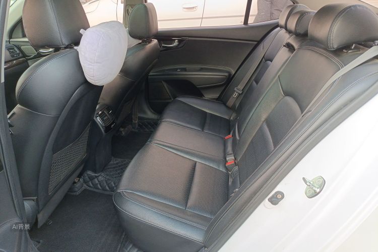 起亚 起亚K4 2016 汽车图片 #19