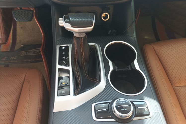 Changan CS95 2017 car image #19