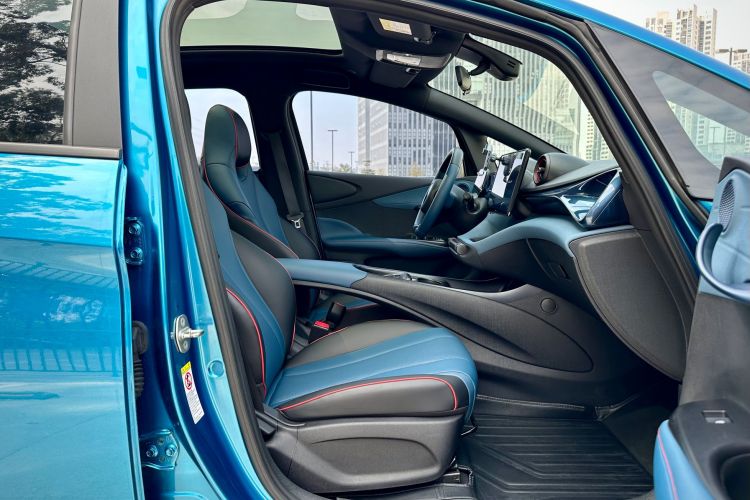 BYD Dolphin 2022 car image #19