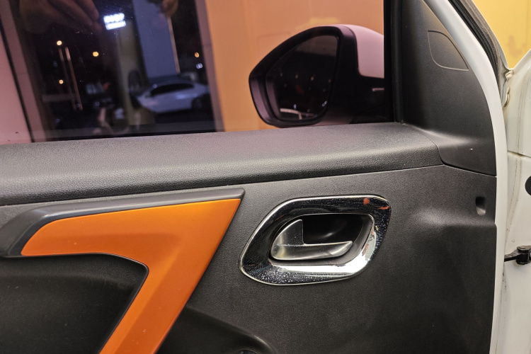 Citroen C3-XR 2017 car image #19