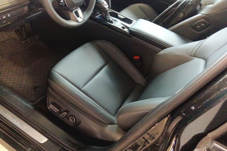 Toyota Camry 2024 #19 Toyota Camry 2024 car image #19