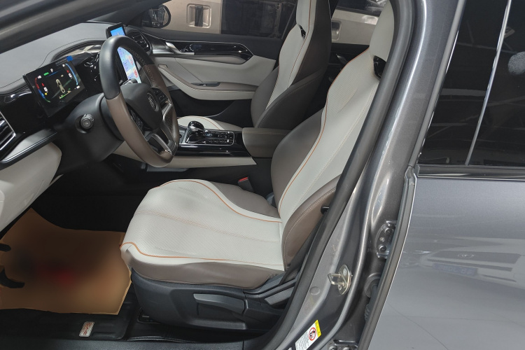 BYD Qin Plus 2023 imagem de carro #19