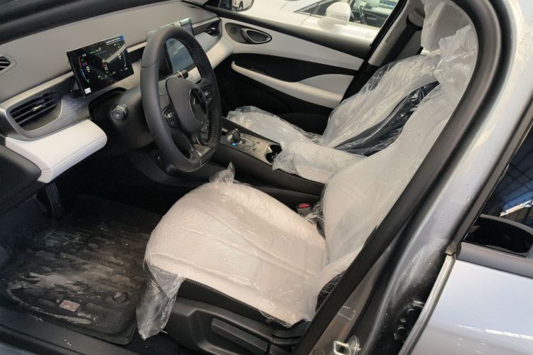 BYD Seal 05 DM-i 2025 #19 BYD Seal 05 DM-i 2025 car image #19