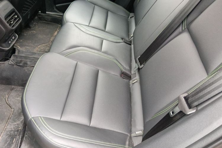 领克 领克06 EM-P 2025 汽车图片 #19