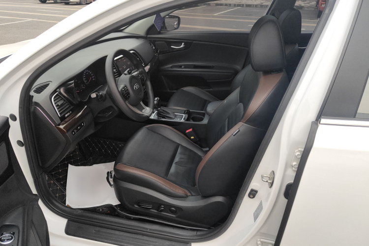 Kia K5 2017 изображение автомобиля #19