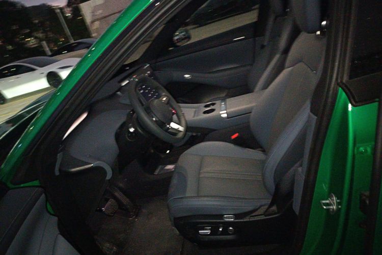 MI YU7 2025 car image #19