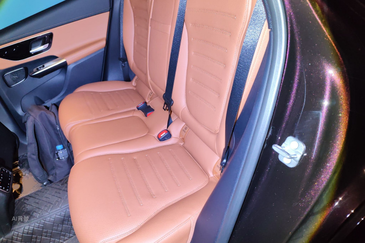 Mercedes-Benz GLC Class 2024 immagine di auto #19