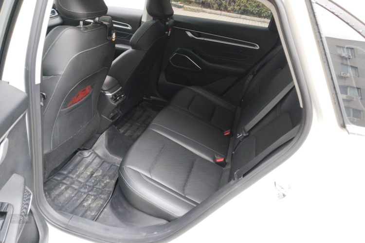 GEELY Emgrand 2022 #19 GEELY Emgrand 2022 car image #19