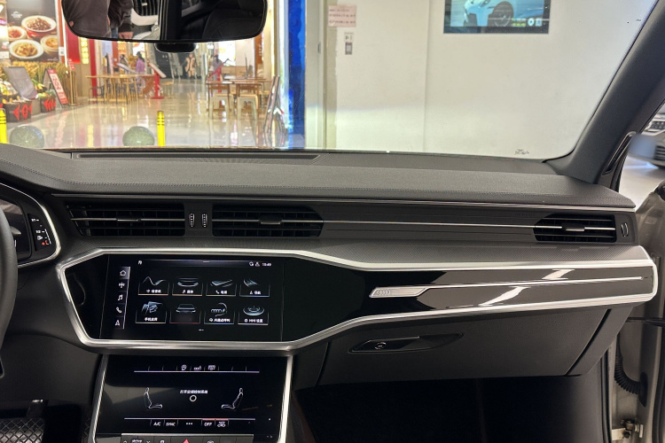 Audi A6L 2020 #19 Audi A6L 2020 car image #19