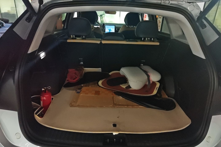 GEELY Boyue L 2022 car image #19